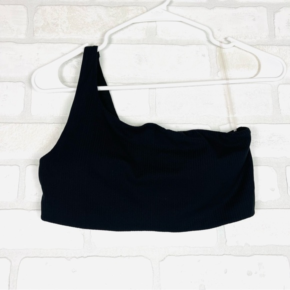 Lululemon Ribbed Nulu Asymmetrical Yoga Bra Size 8 with padding Black - Picture 3 of 16